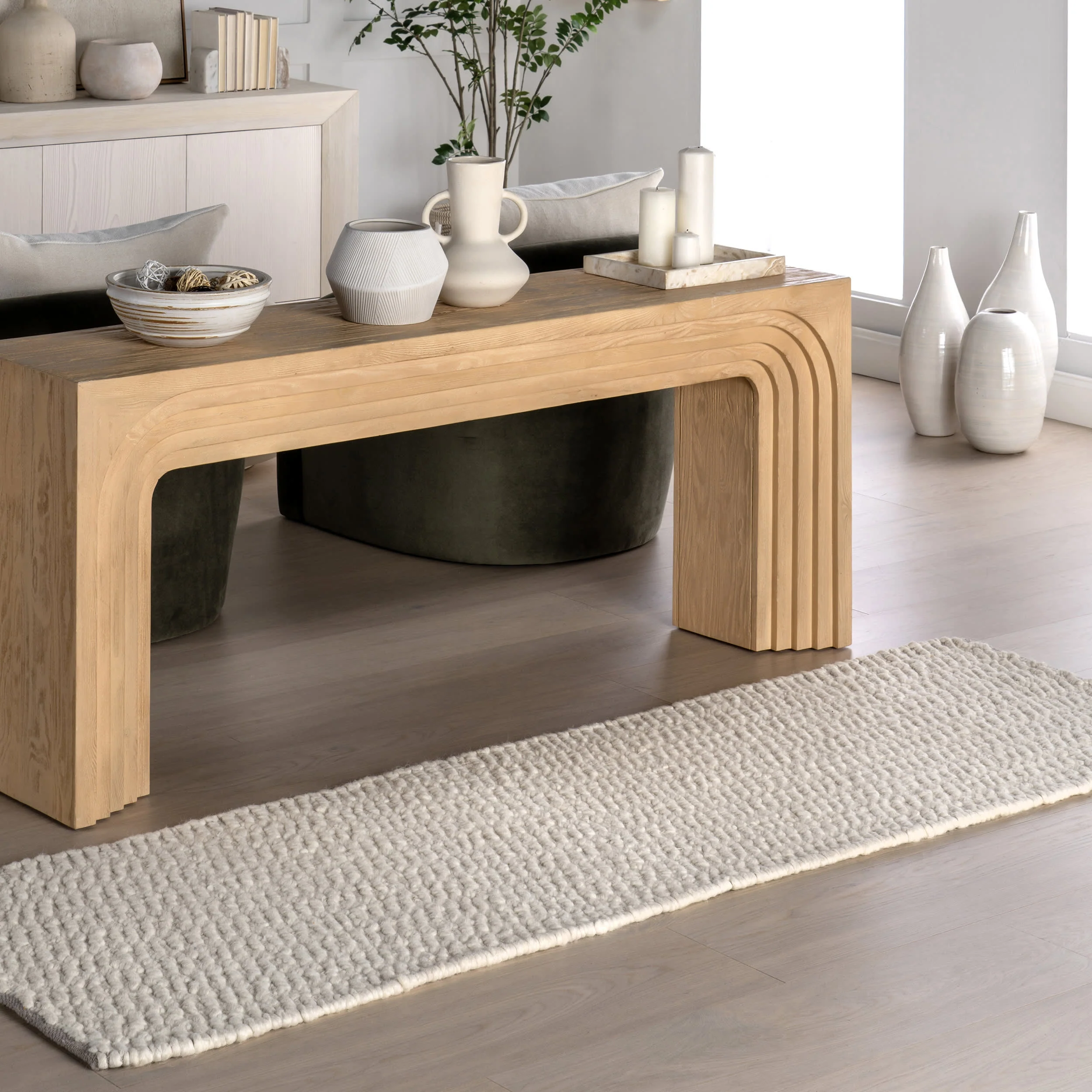 Sutton Solid Chevron Rug | Ivory - Image 2