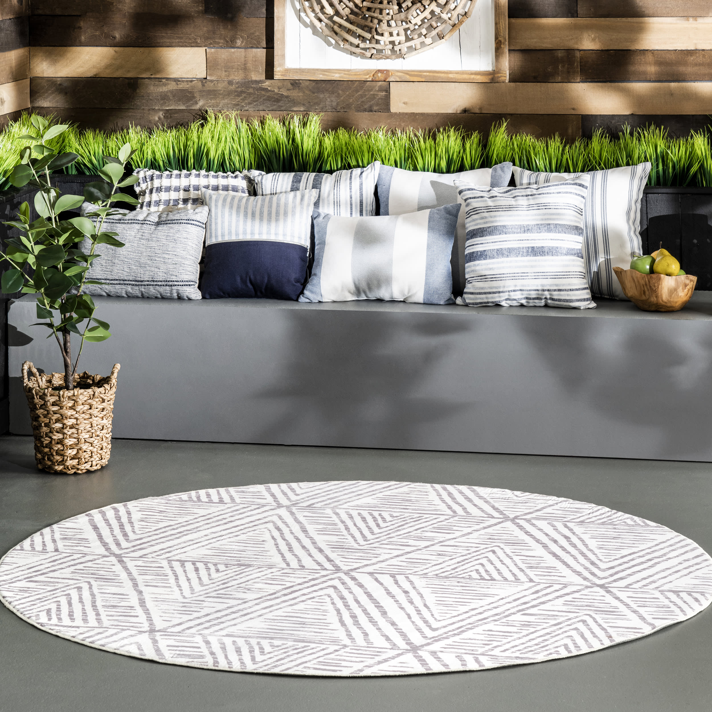 Suzy Trellis Washable Indoor/Outdoor Rug | Grey - Image 2