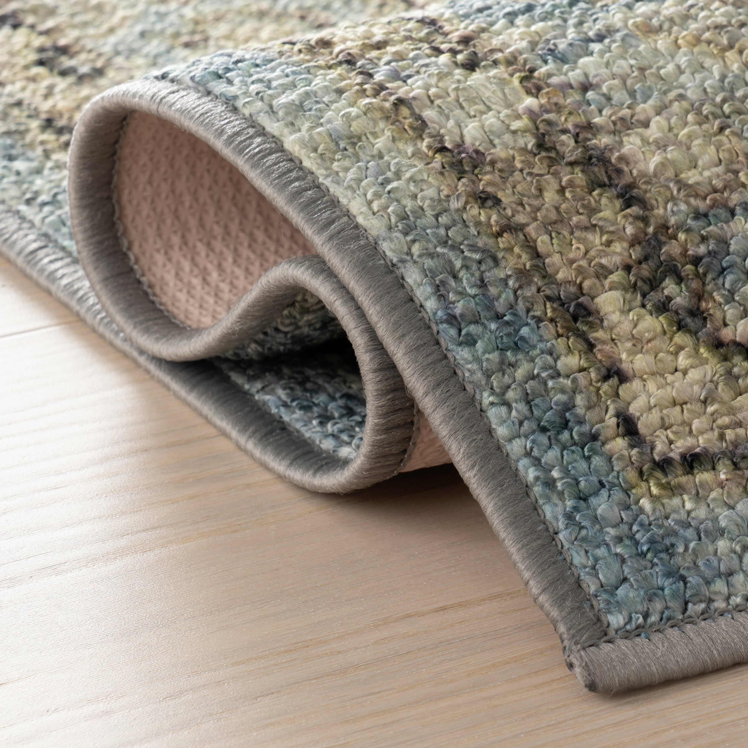 Tavara Traditional Bordered Washable Rug | Blue - Image 11
