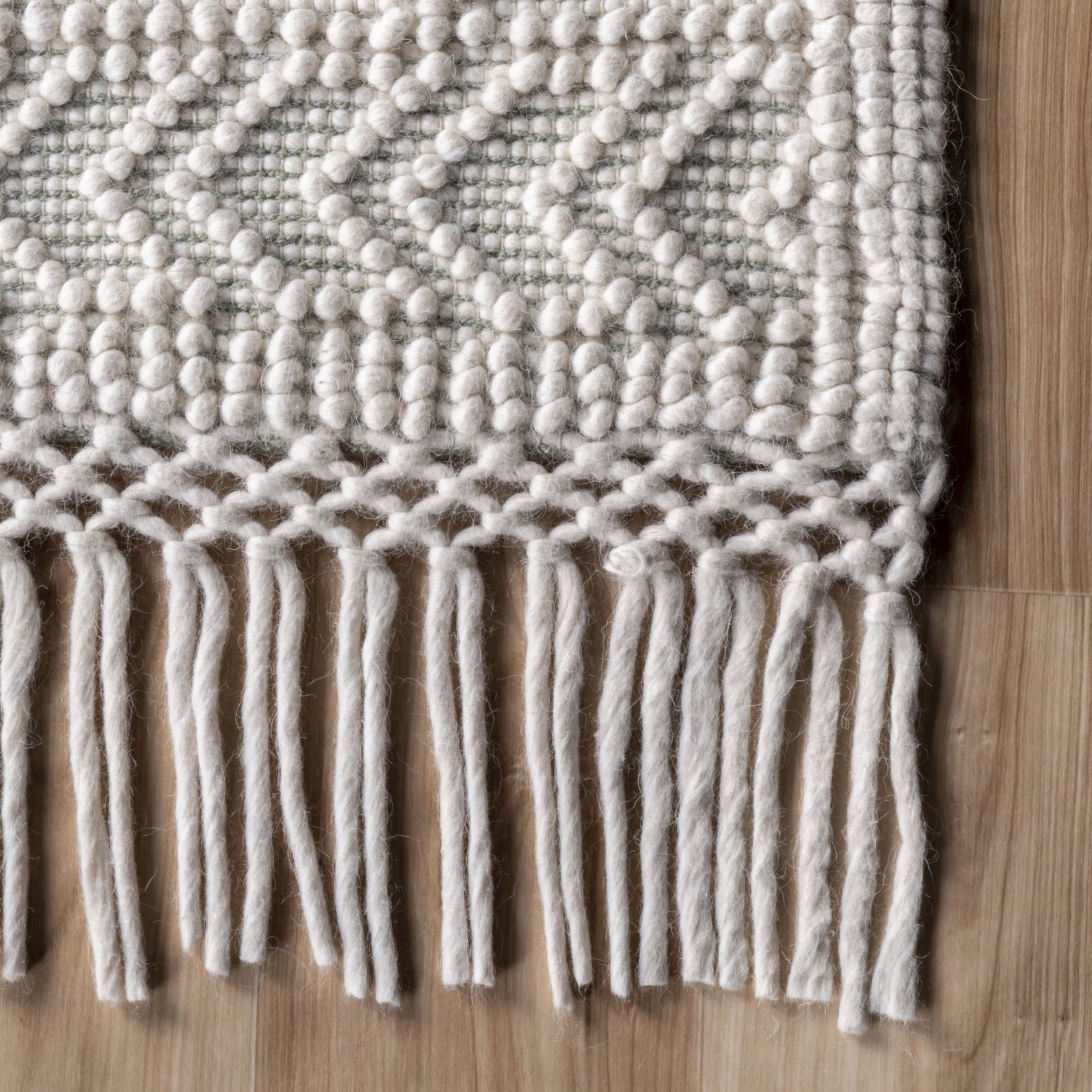 Textured Achromatia With Tassels Rug | Cream - Image 3
