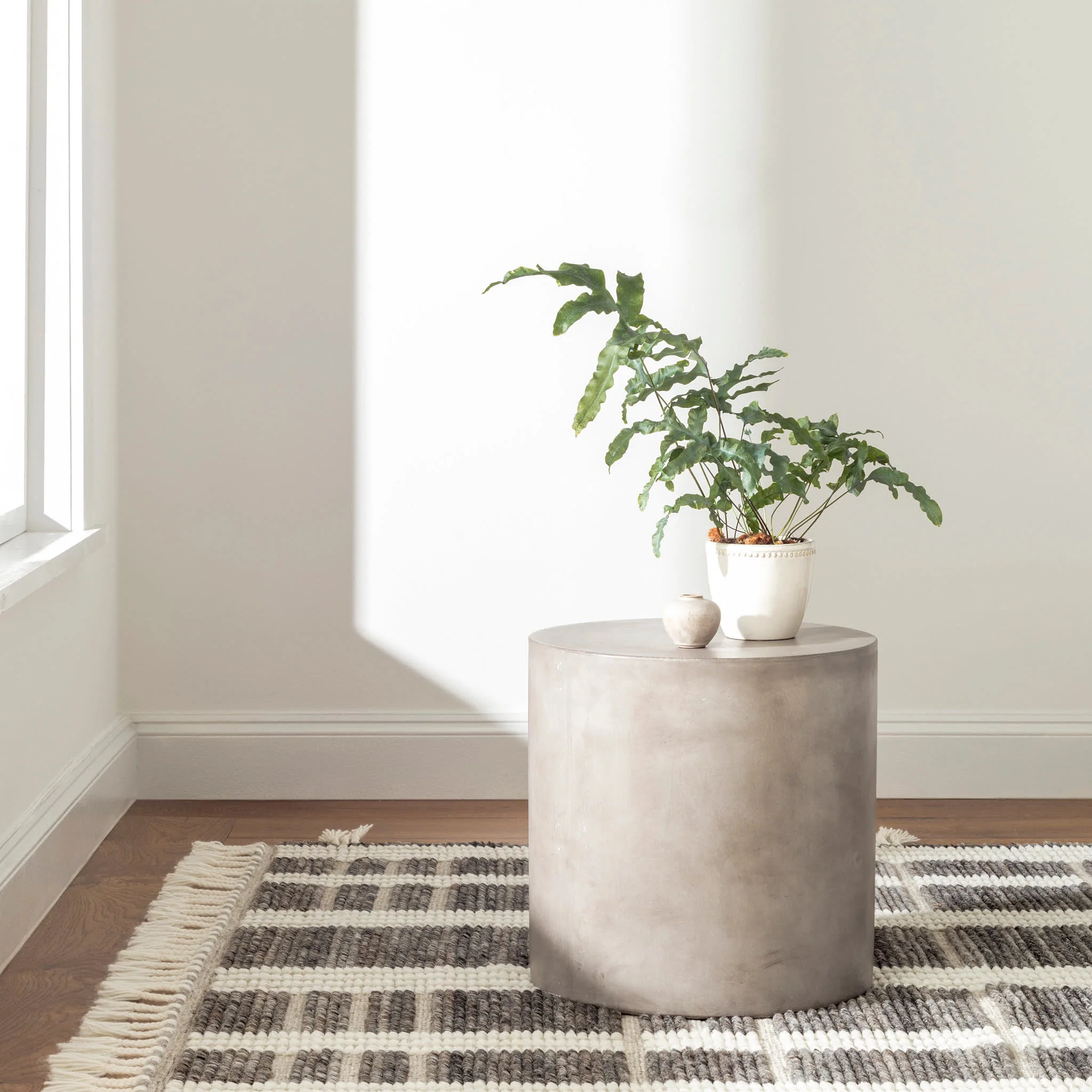 Tory Hand Knotted Wool Rug | Grey/Ivory - Image 4