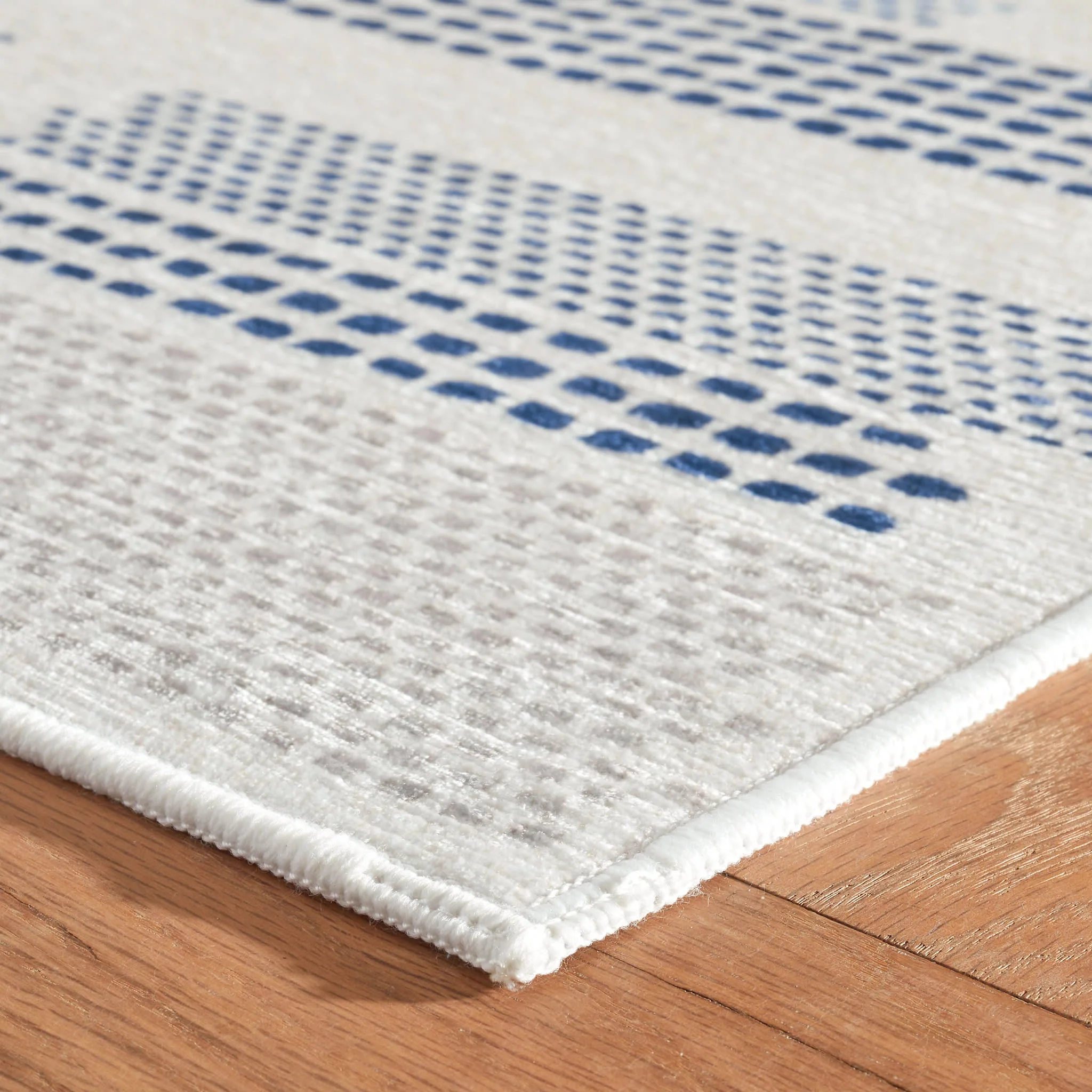 Tread Lightly Machine Washable Rug | Navy - Image 5