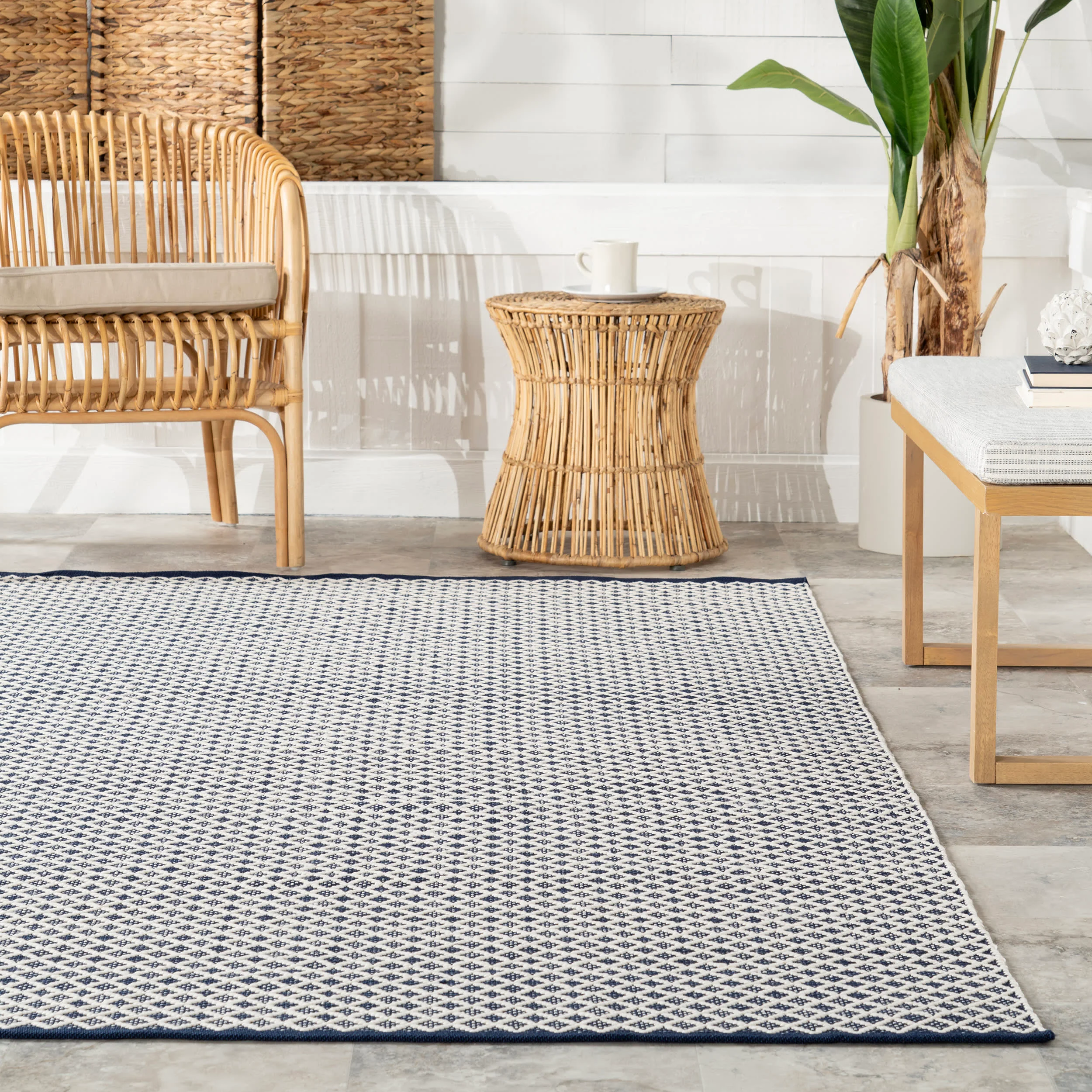 Trellis Handwoven Indoor/Outdoor Rug | Navy - Image 4