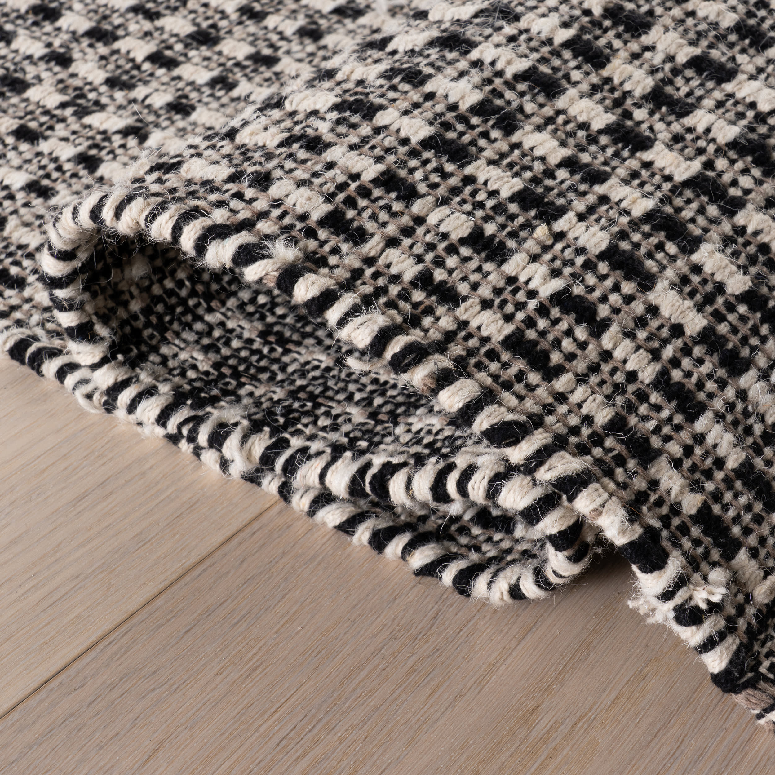 Tula Textured Stripe Handwoven Rug | Black - Image 8
