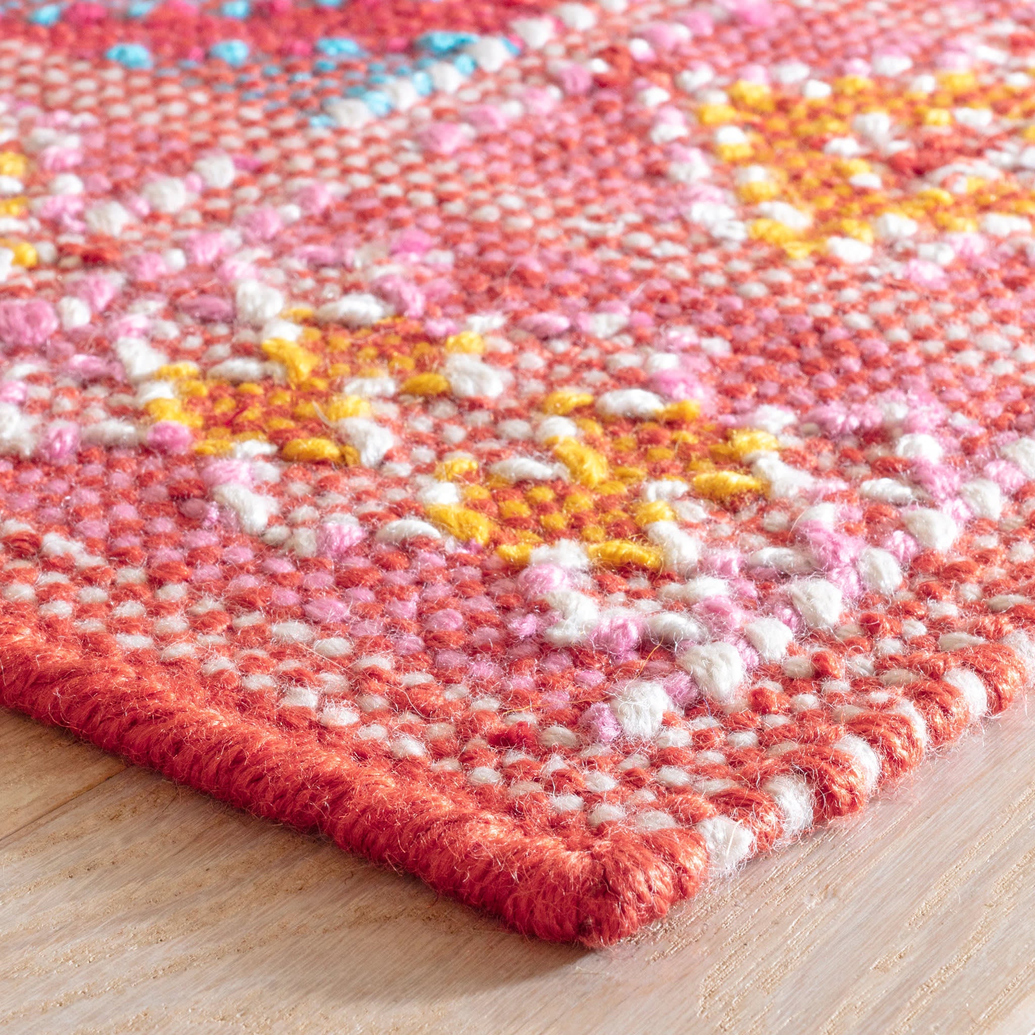 Valencia Kilim Handwoven Indoor/Outdoor Rug | Spice - Image 7