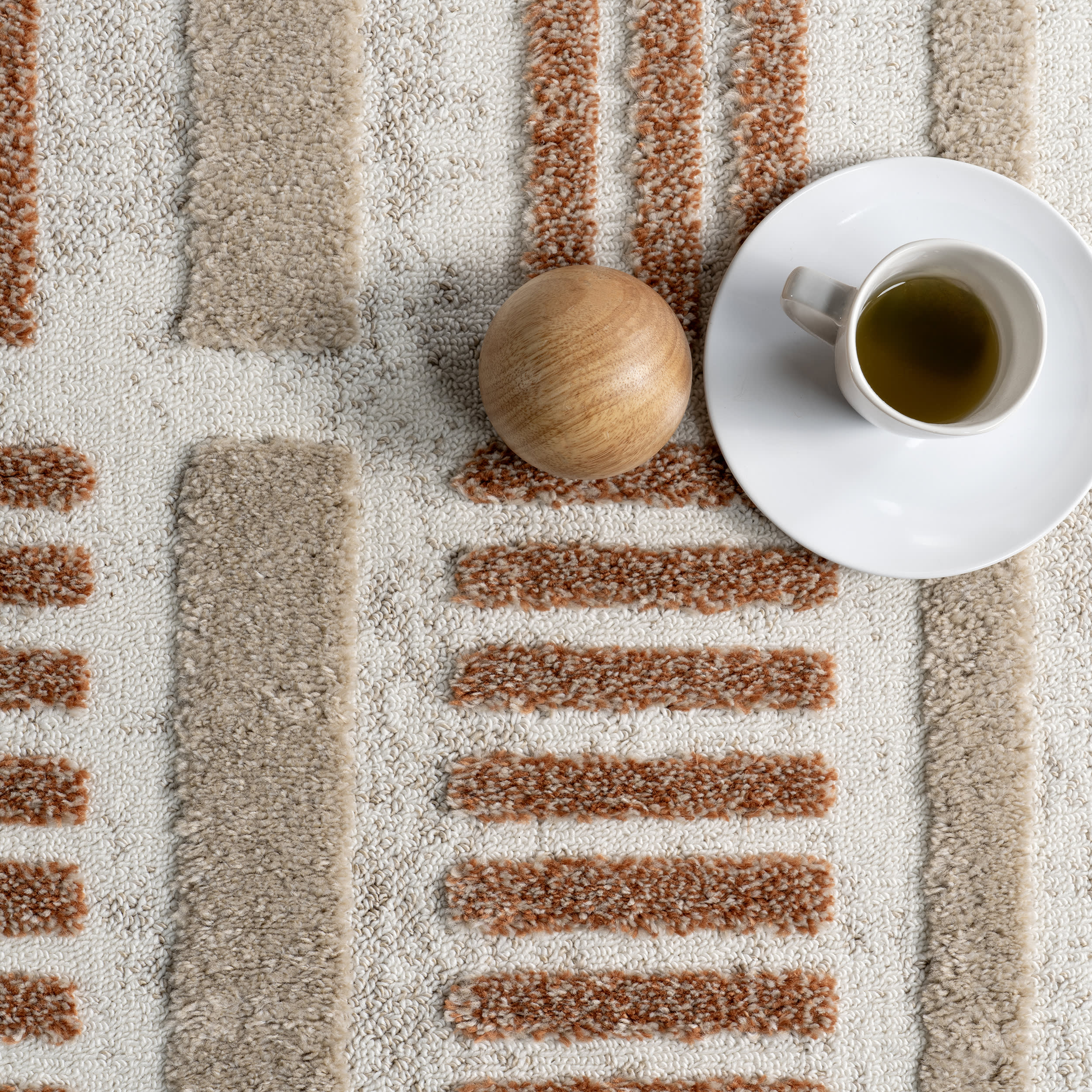 Valli Textured Geometric Tasseled Rug | Beige - Image 7