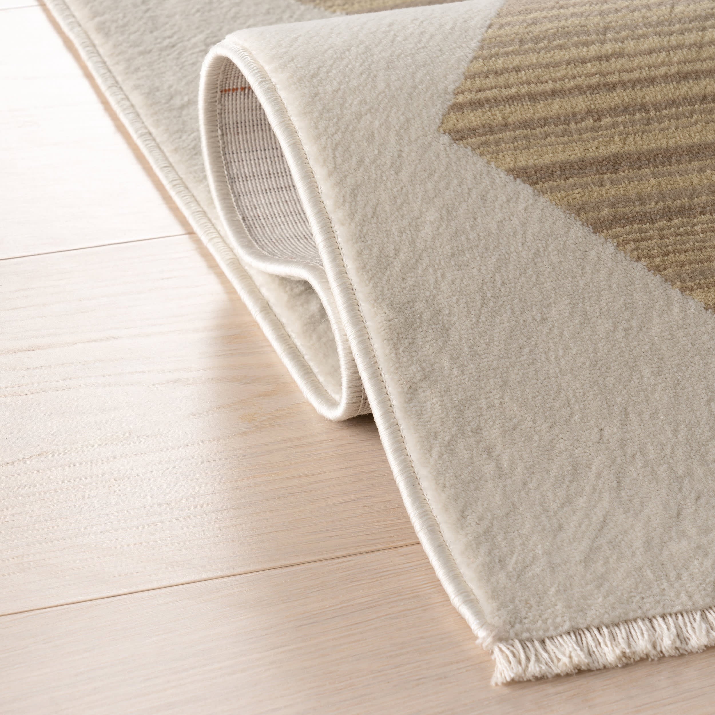 Vanni Checkered Fringed Rug | Ivory - Image 10