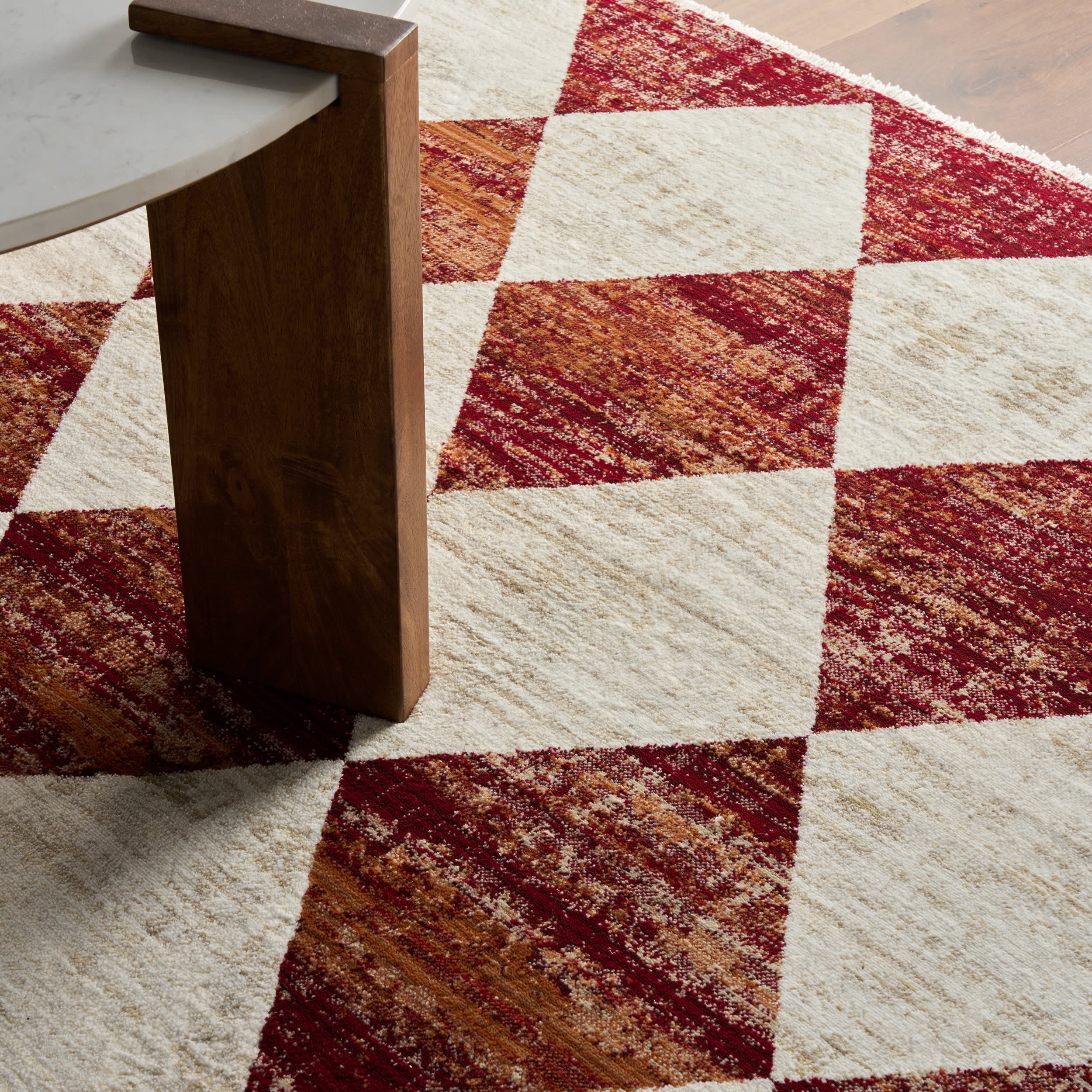 Vanni Checkered Fringed Rug | Red - Image 5