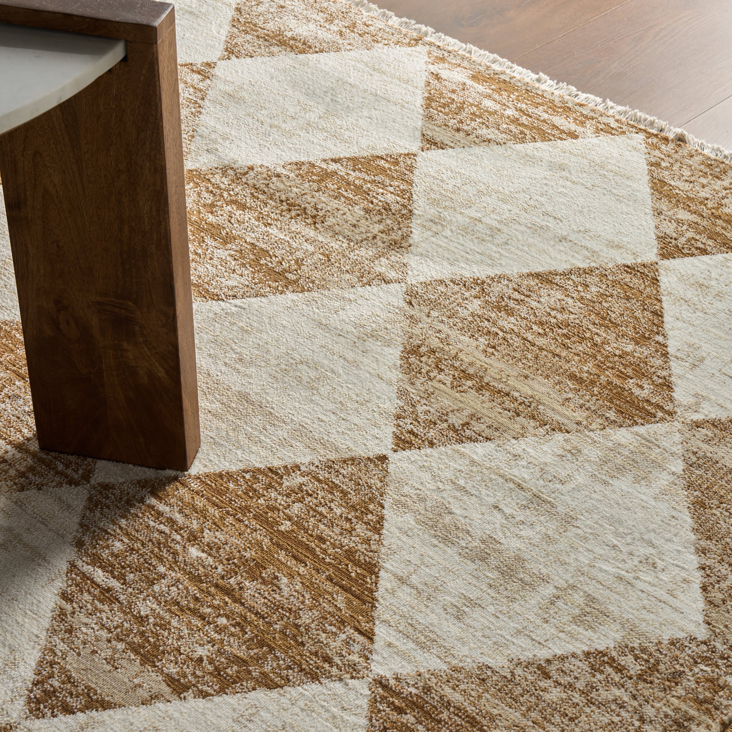 Vanni Checkered Fringed Rug | Tan - Image 5