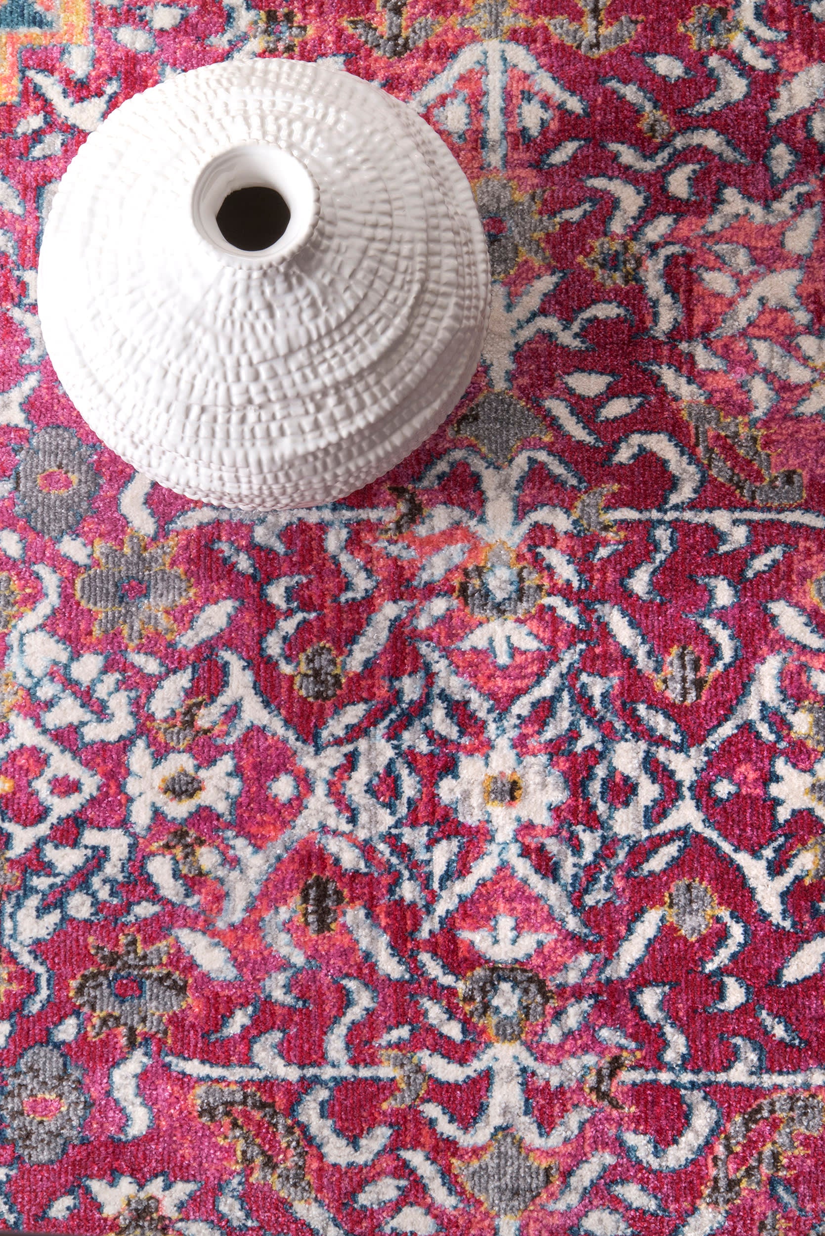 Vena Medallion Rug | Red - Image 5