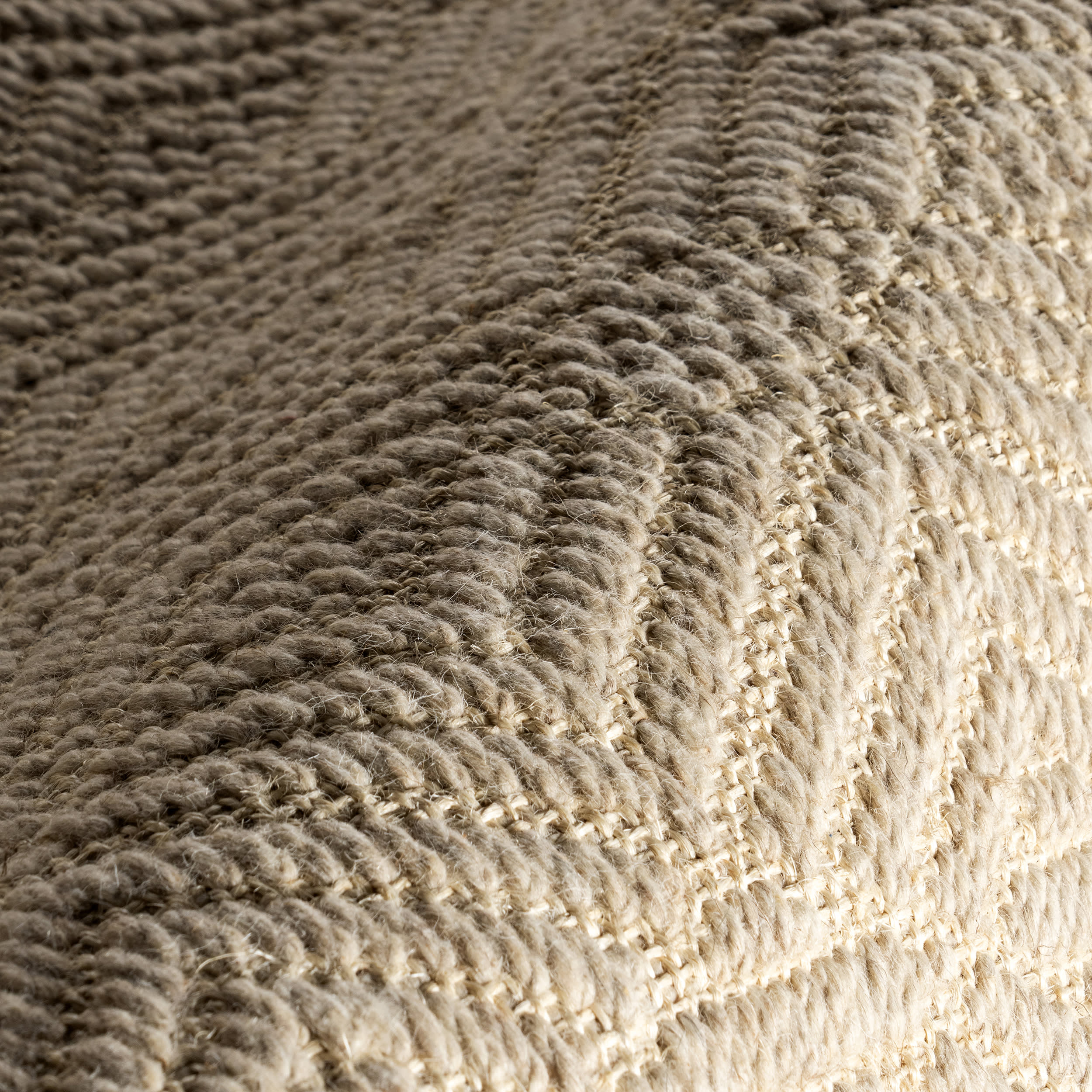 Verna Geometric Wool-Blend Rug | Natural - Image 3