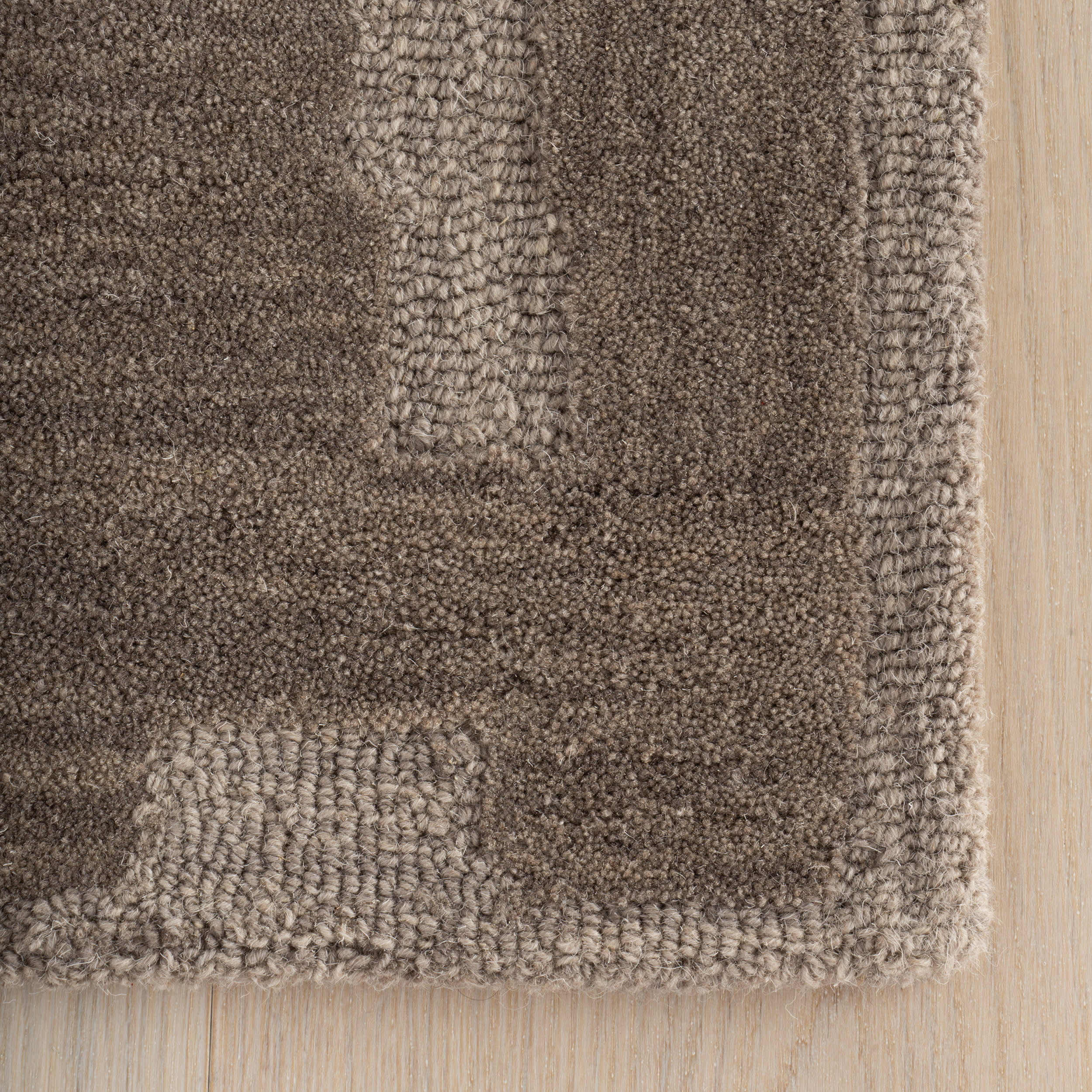 Vinel Modern Abstract Rug | Taupe - Image 7