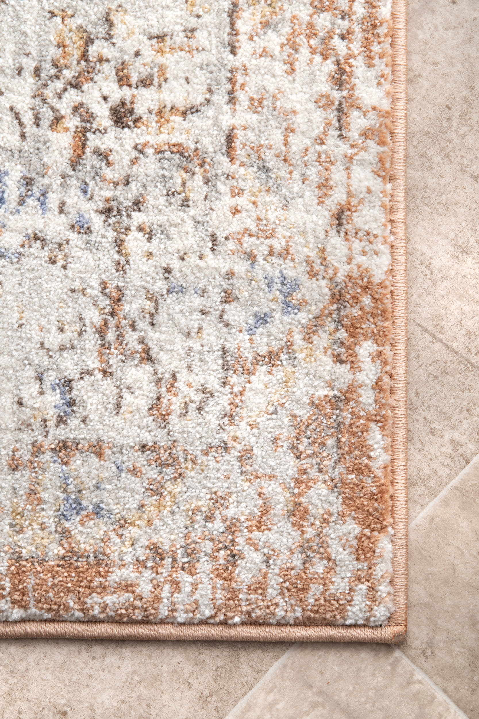 Vintage Cardinal Medallion Rug | Beige - Image 3