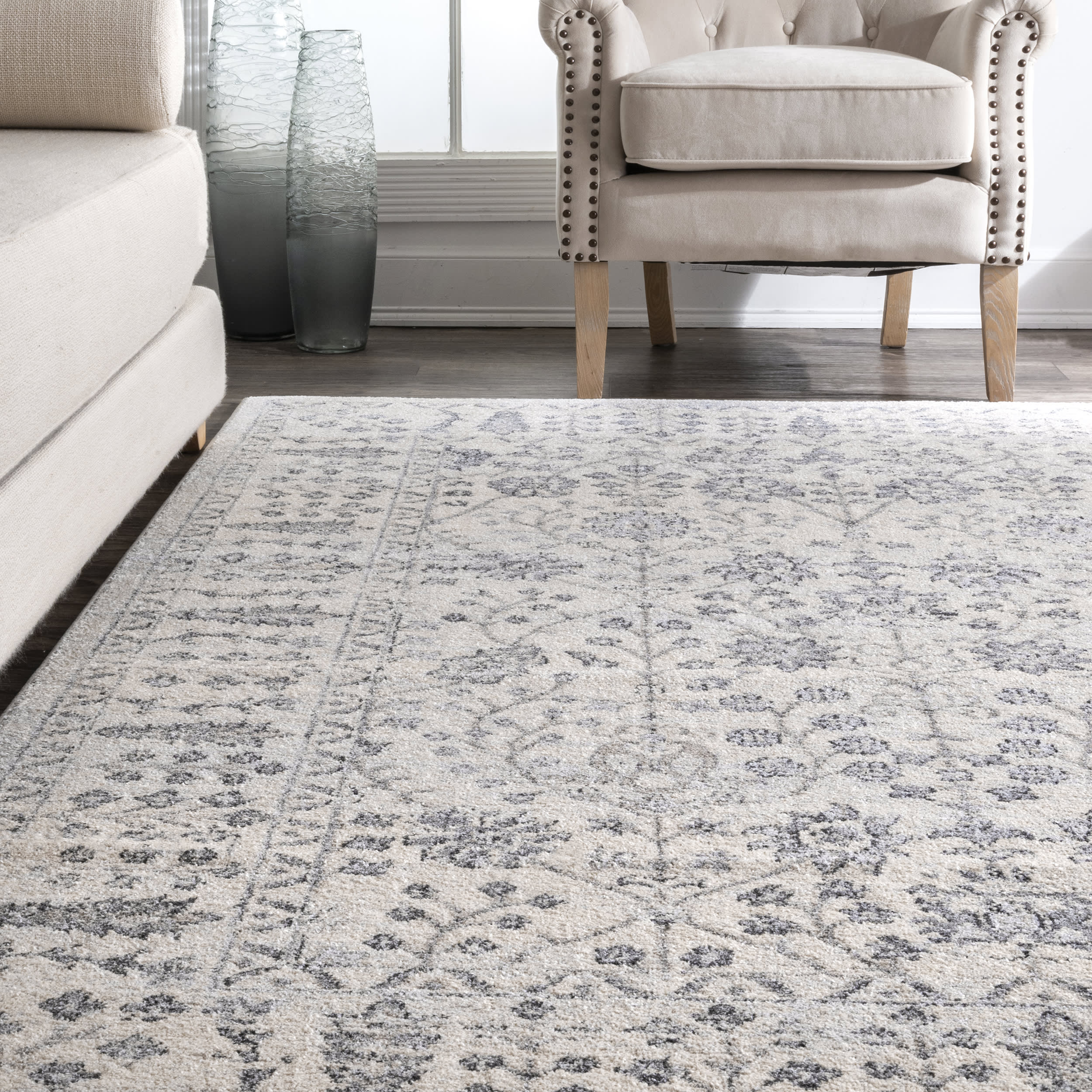 Vintage Floral Rug | Silver - Image 4