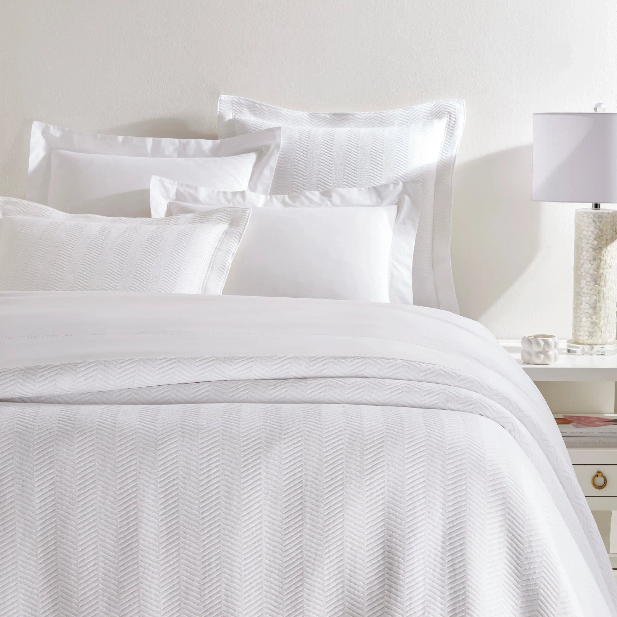 Winnie Matelasse Coverlet | White
