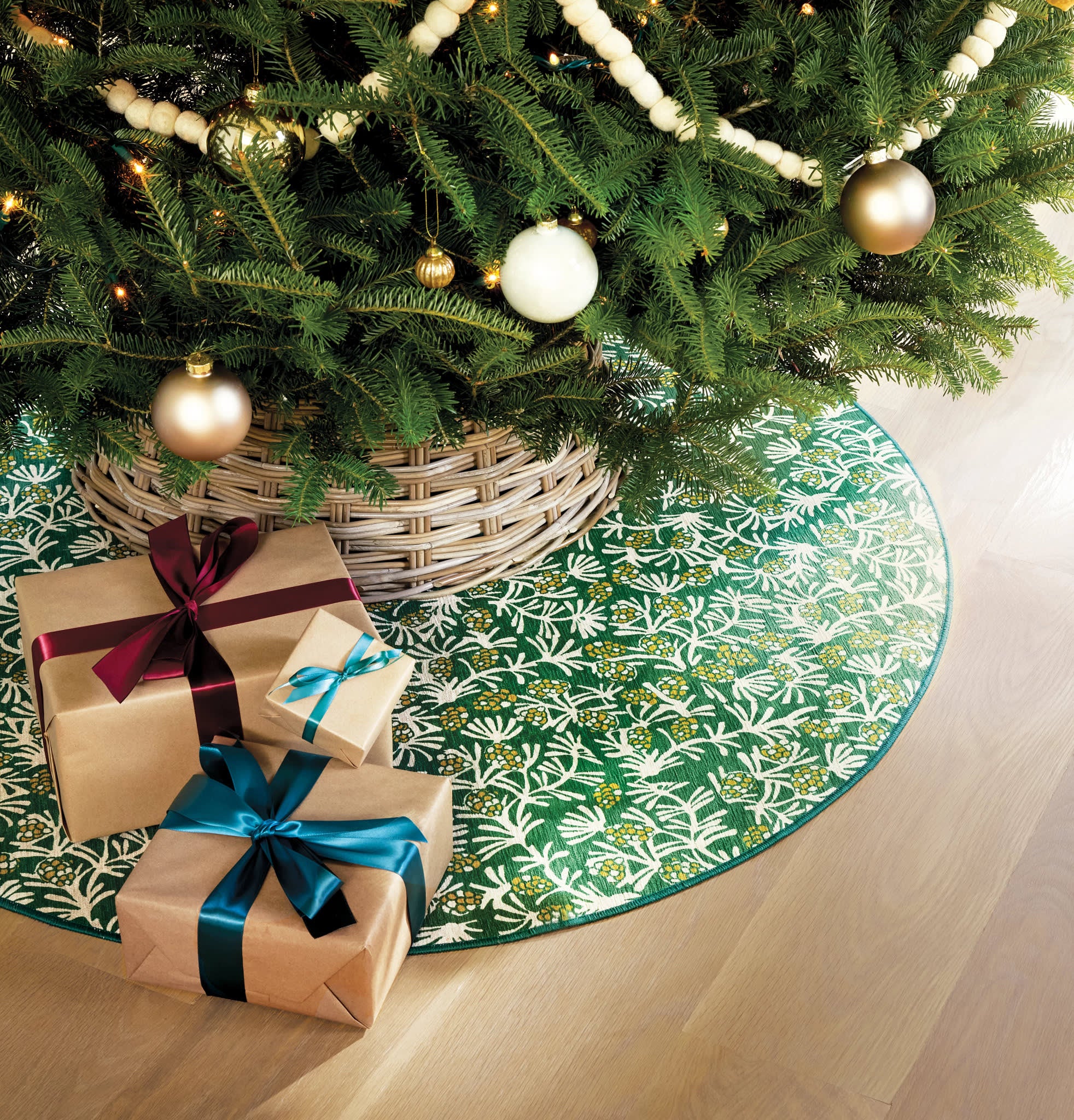Winter Pinecones Machine Washable Rug | Green - Image 4