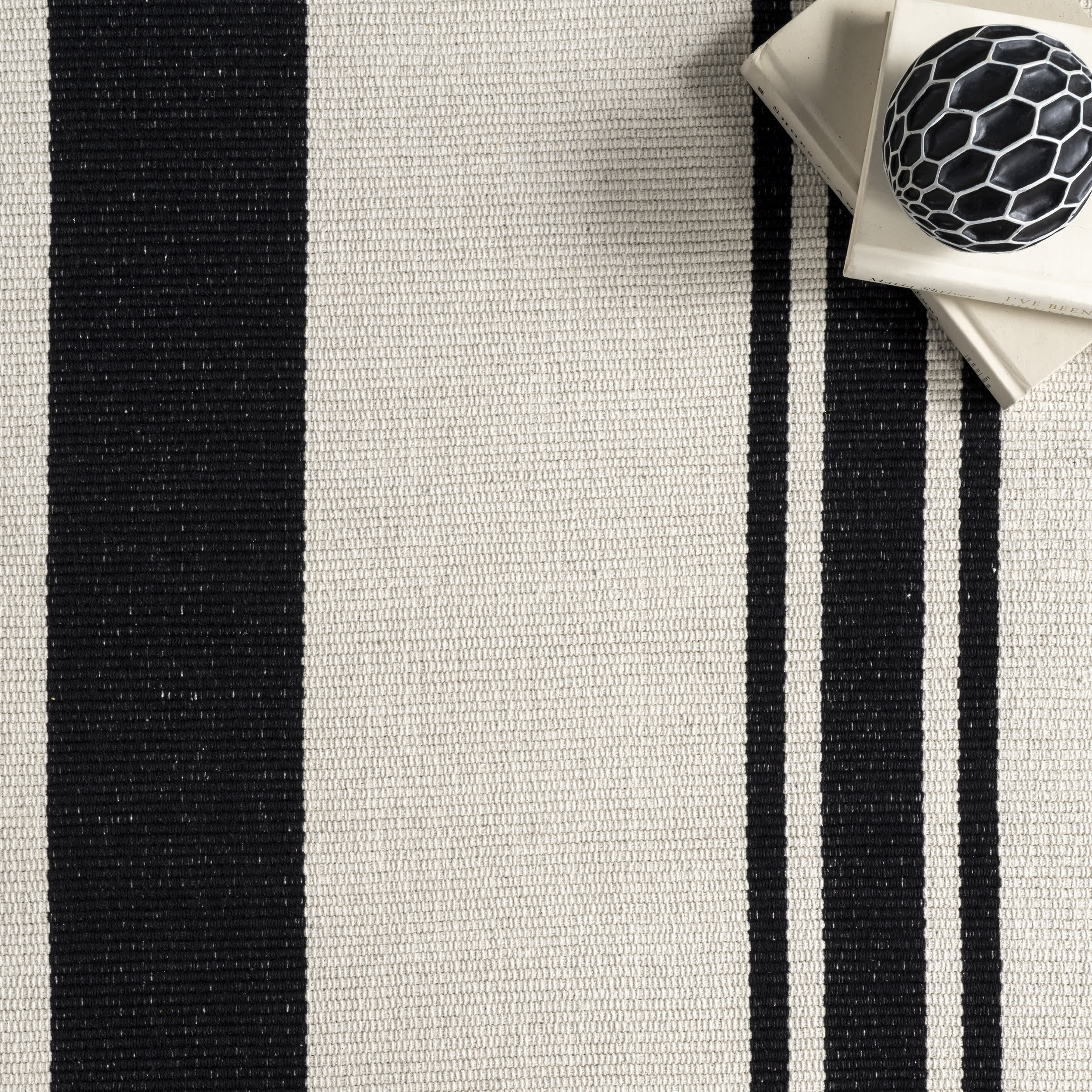 Yarrow Cotton Striped Rug | Ivory - Image 4