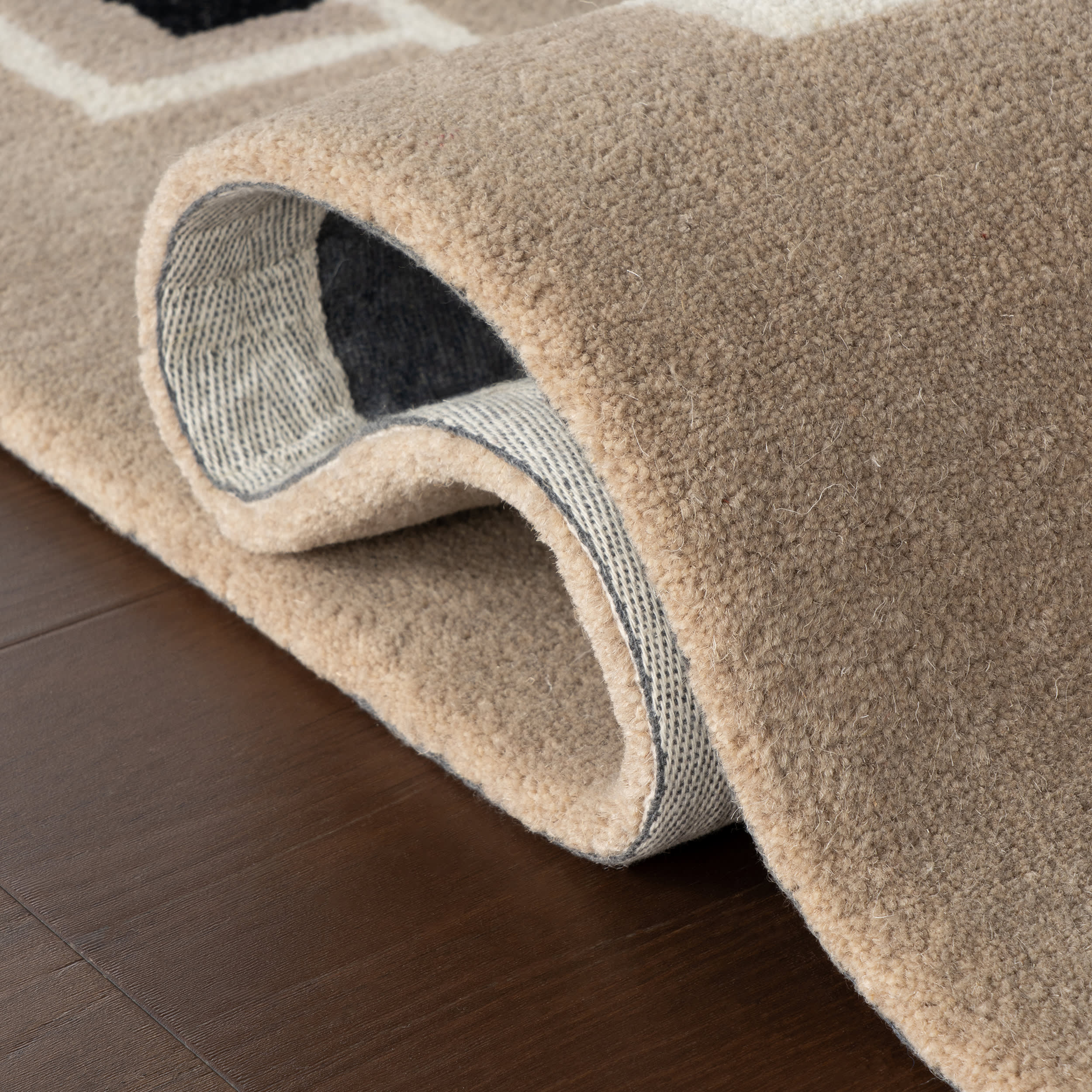 Yves Bordered Wool Rug by Nate Berkus | Beige - Image 6
