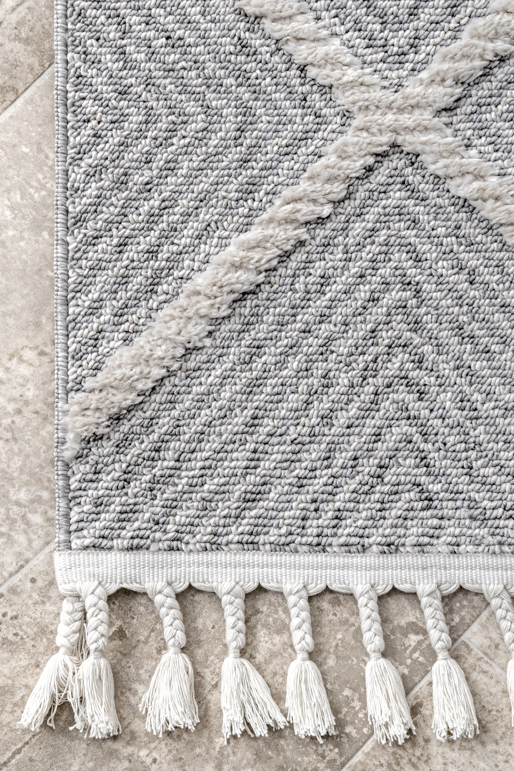 Zenful Pip Tiles Tassel Rug | Grey - Image 3