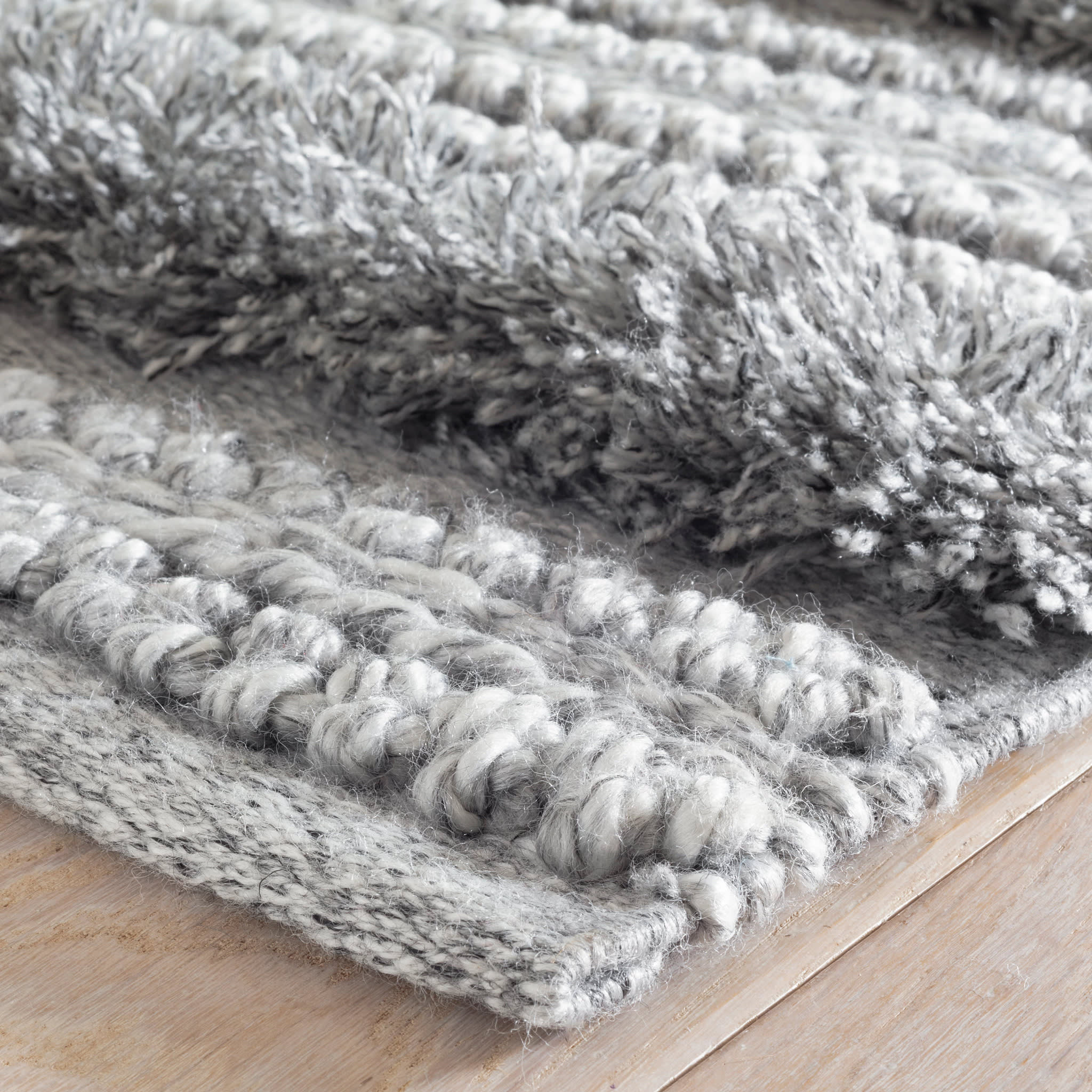Zhara Stripe Handwoven Performance Rug | Grey - Image 5