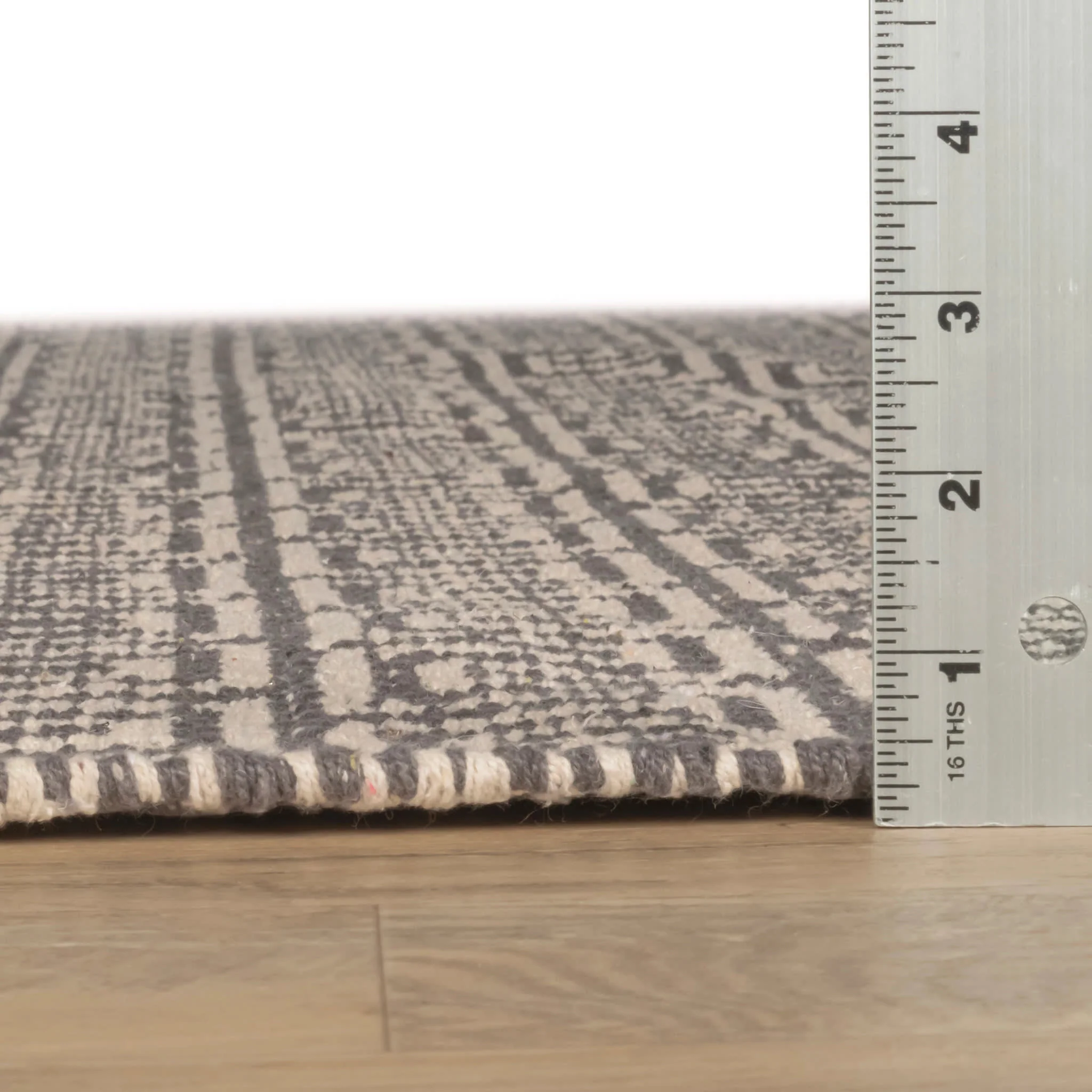 Zipper Handwoven Cotton Rug | Grey/Ivory - Image 3