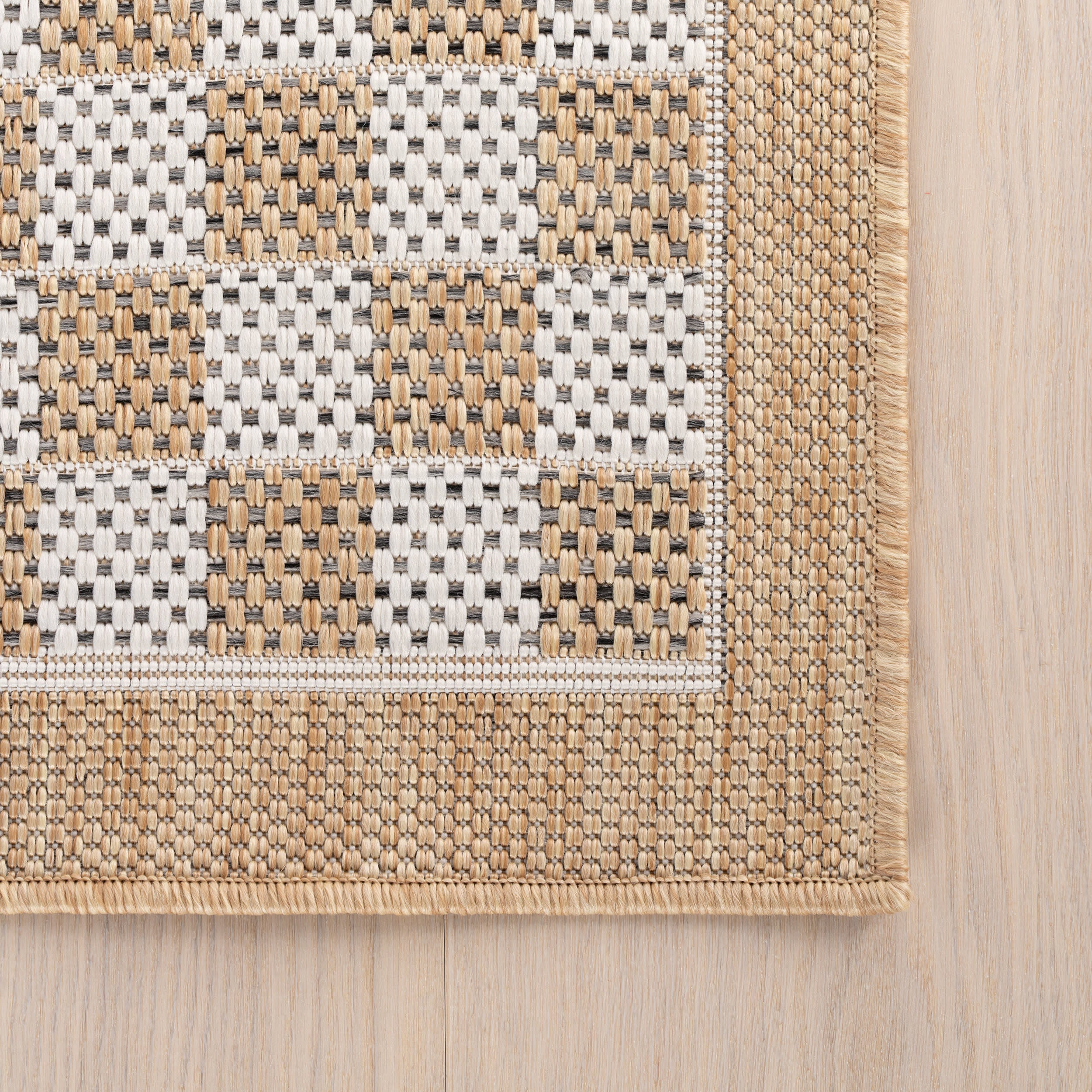 Zyrah Modern Checkered Indoor/Outdoor Rug | Ivory - Image 4